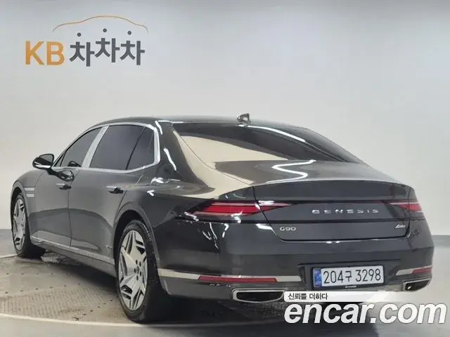 Genesis G90 2022 — ფოტო 16/20