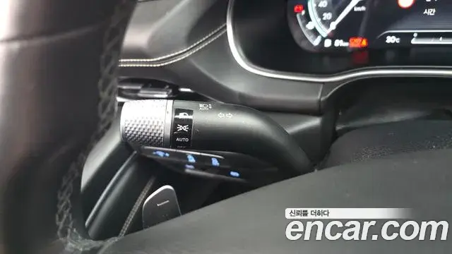 Genesis GV80 2022 — Şəkil 9/32