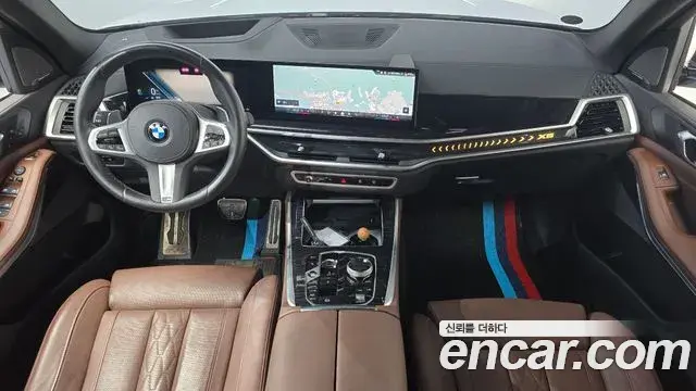 BMW X5 2023 — ფოტო 14/32