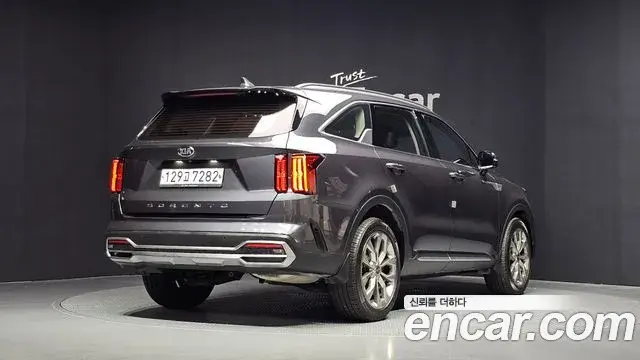 Kia Sorento 2020 — Photo 2/20