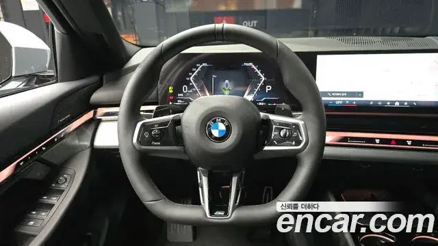 BMW 5 Series 2025 — Фото 13/20