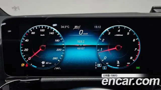 Mercedes-Benz GLA-Class 2021 — Фото 8/20