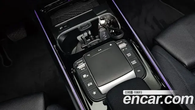 Mercedes-Benz GLA-Class 2021 — ფოტო 3/35