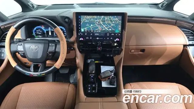 Toyota Alphard 2025 — Şəkil 35/36