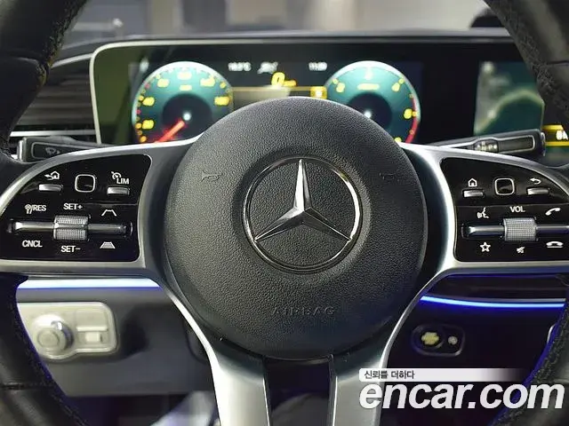 Mercedes-Benz GLE-Class 2022 — ფოტო 10/19