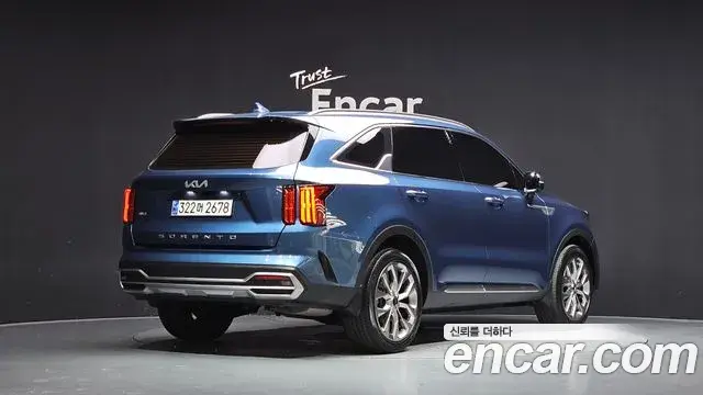 Kia Sorento 2022 — Photo 21/32