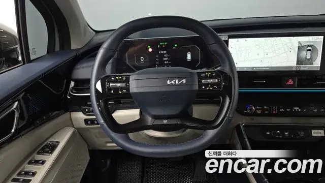 Kia Carnival 2025 — Şəkil 1/38