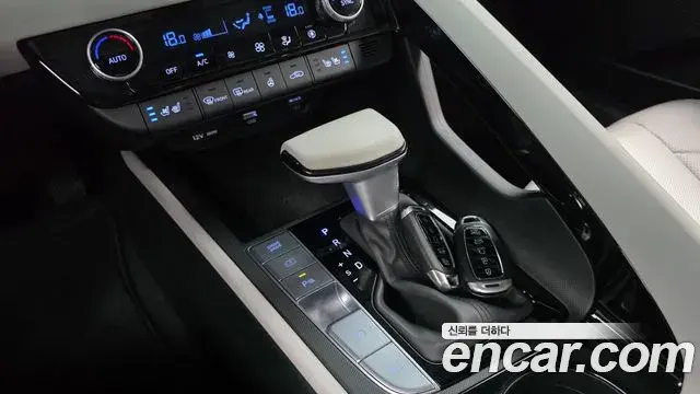 Hyundai Avante 2022 — Фото 9/20