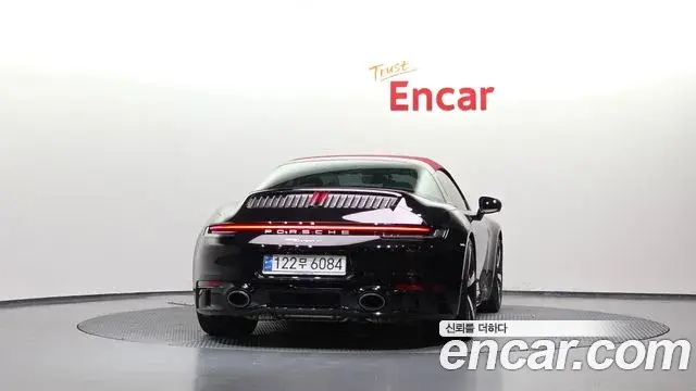 Porsche 911 2024 — ფოტო 18/20