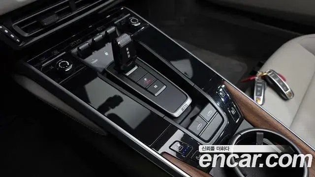 Porsche 911 2024 — ფოტო 17/20
