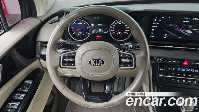 Kia Carnival 2020 — Photo 12/20