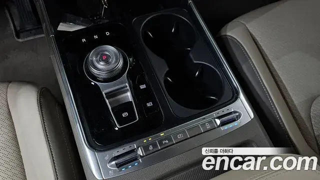 Kia Carnival 2024 — Фото 9/20