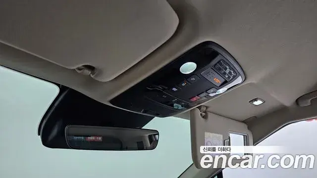 Kia Carnival 2024 — Фото 15/20