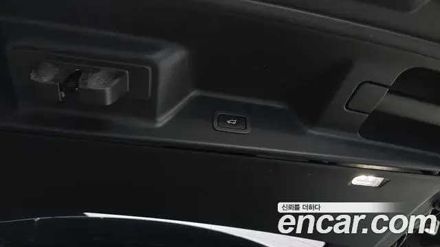 Land Rover Range Rover 2018 — Şəkil 8/20