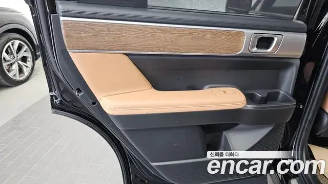 Hyundai Santa Fe 2024 — Photo 25/32