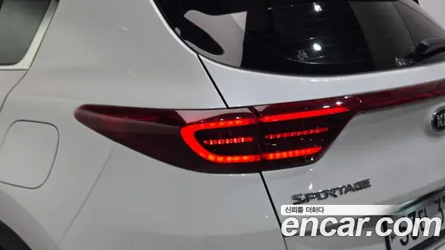 Kia Sportage The Bold 2019 — Şəkil 19/31