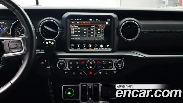 Jeep Wrangler 2018 — Photo 17/20