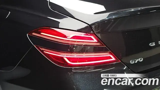 Genesis G70 2020 — Photo 31/31