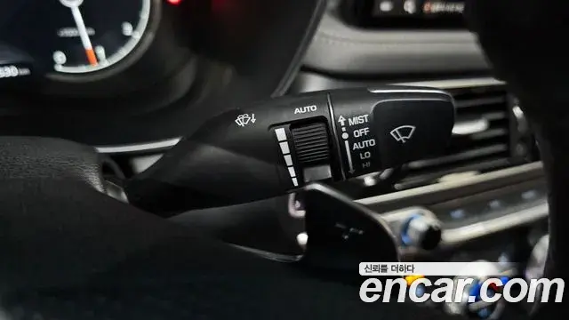 Genesis G70 2020 — Photo 2/31
