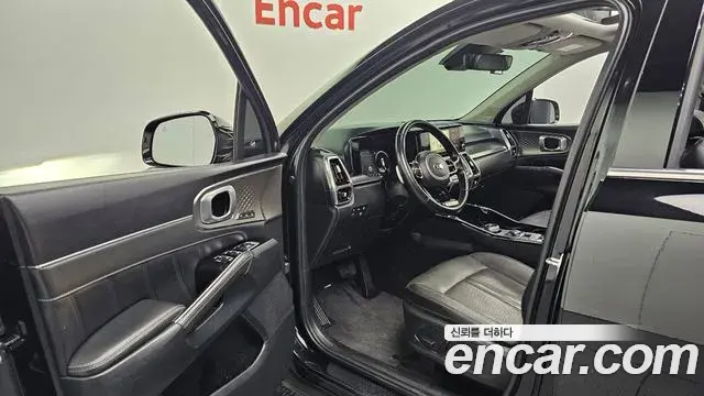 Kia Sorento 2021 — Фото 10/20