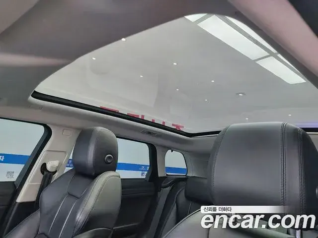 Land Rover Range Rover Evoque 2018 — Фото 12/16