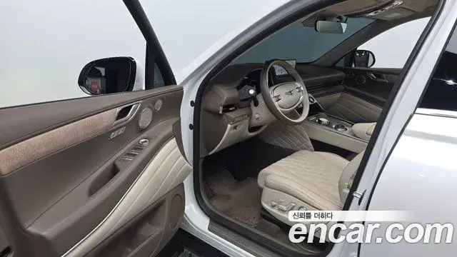 Genesis GV80 2023 — Photo 8/20