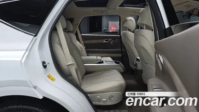 Genesis GV80 2023 — Photo 15/20
