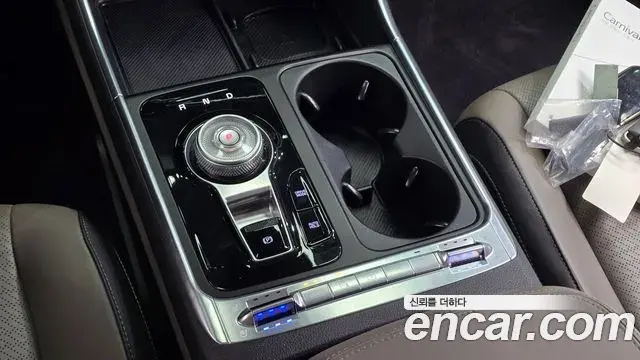 Kia Carnival 2024 — Фото 9/20