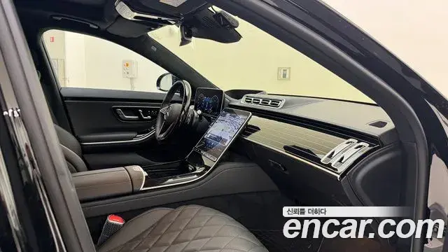Mercedes-Benz S-Class 2025 — Фото 18/20