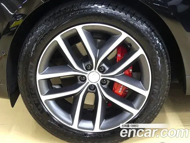 Land Rover Range Rover Sport 2025 — Photo 16/20