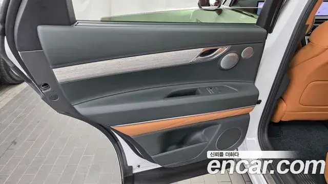 Genesis GV80 2024 — ფოტო 9/35