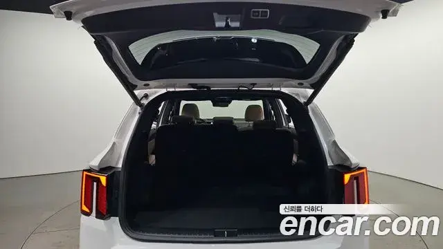 Kia Sorento 2024 — Photo 17/20