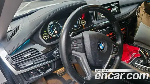 BMW X6 2018 — Фото 11/18