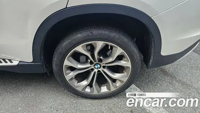 BMW X6 2018 — Фото 16/18