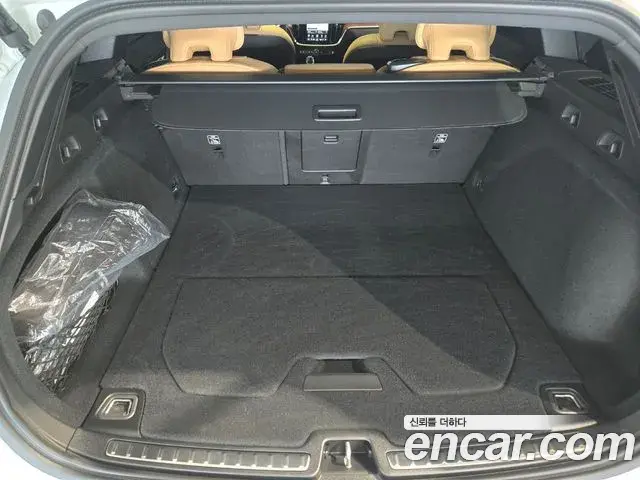 Volvo V60 Cross Country 2026 — ფოტო 3/19