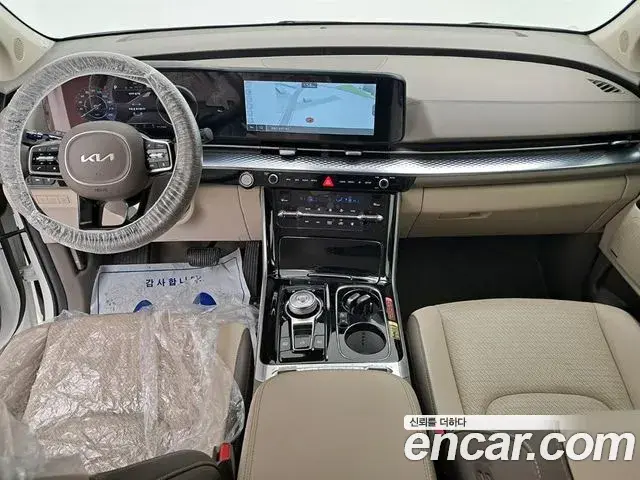 Kia Carnival 2023 — Фото 5/20