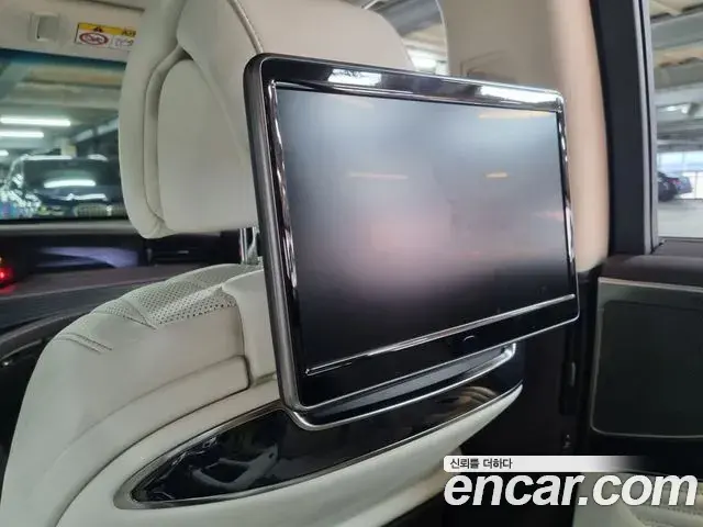 Lexus LS500 2020 — ფოტო 4/19