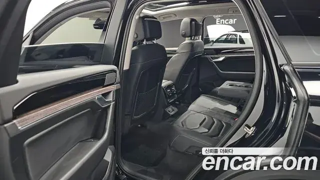 Volkswagen Touareg 2020 — Photo 28/36