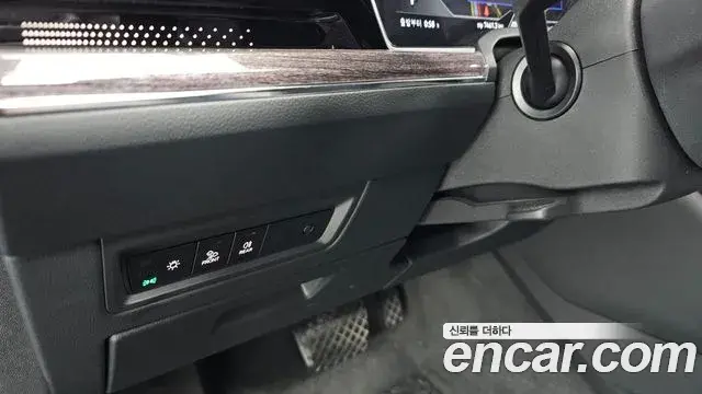 Volkswagen Touareg 2020 — Photo 2/36