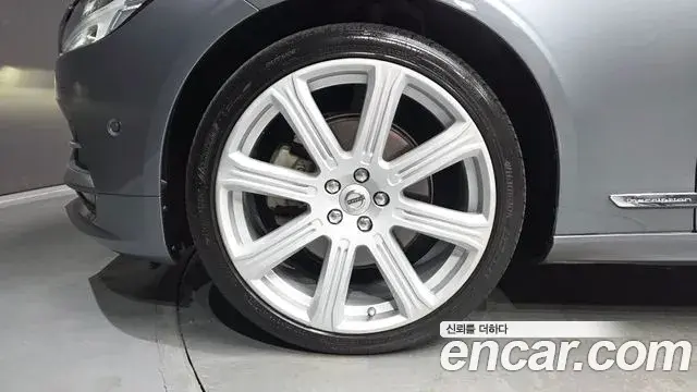 Volvo S90 2019 — Şəkil 10/36