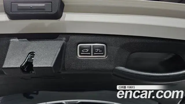 Kia Sorento 2024 — Photo 11/36