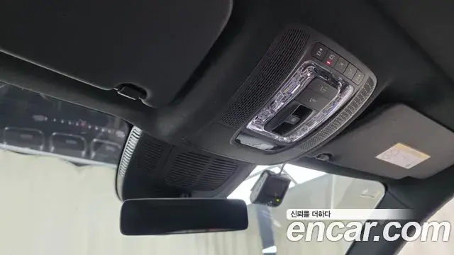 Mercedes-Benz GLE-Class 2025 — Фото 20/20