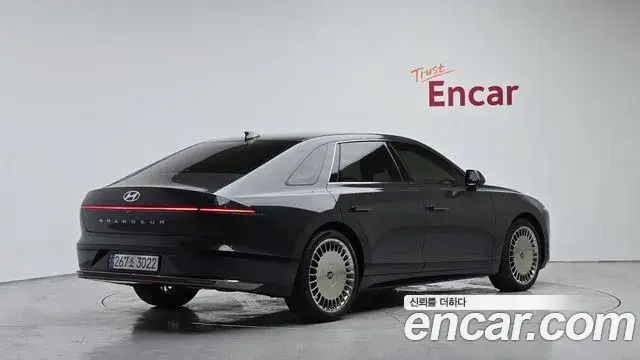 Hyundai Grandeur 2023 — Фото 2/20