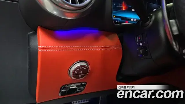 Mercedes-Benz AMG GT 2025 — Şəkil 12/33