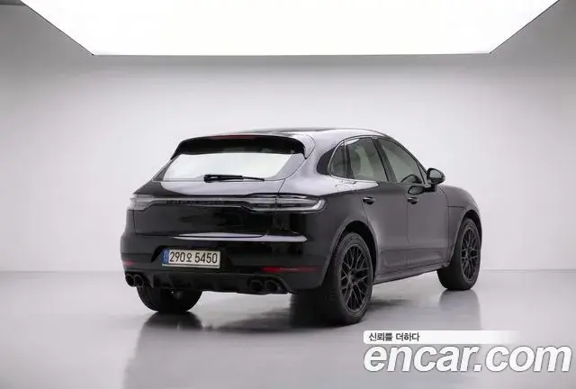 Porsche Macan 2020 — Фото 6/20