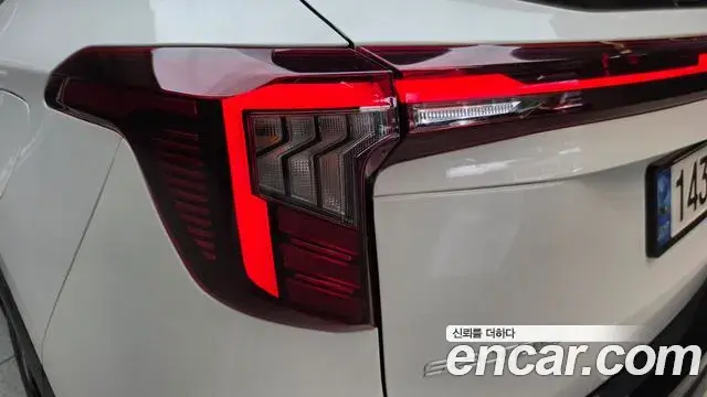 Kia Seltos 2022 — Şəkil 31/38