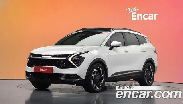 Kia Sportage 2021 — Фото 1/20