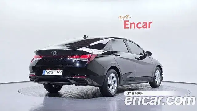 Hyundai Avante 2020 — Photo 1/20