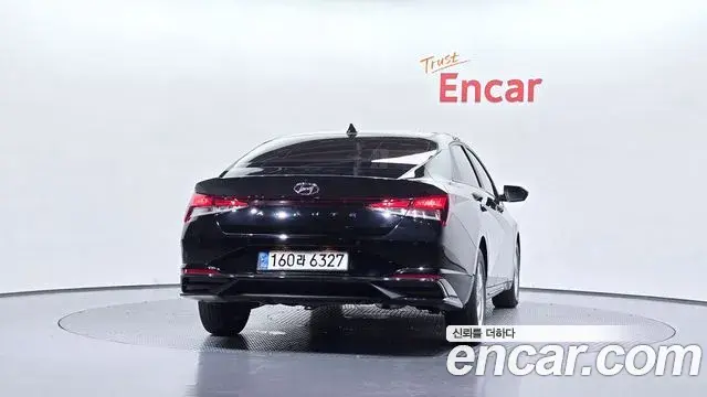 Hyundai Avante 2020 — Photo 3/20