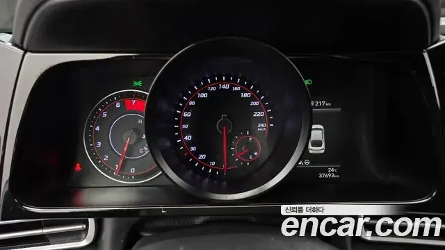 Hyundai Avante 2020 — Photo 6/20